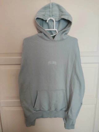 Sudadera con capucha marca PEGADOR