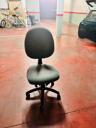 Silla de oficina giratoria