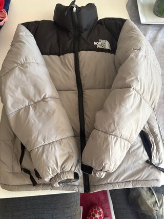 Abrigo The North Face beige y negro