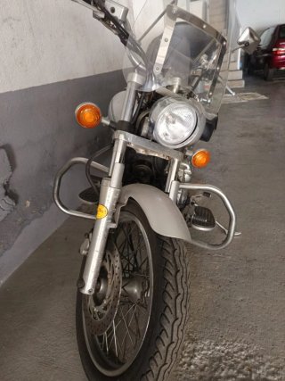 Yamaha Dragstar 650 Custom (Solo 28.000km)