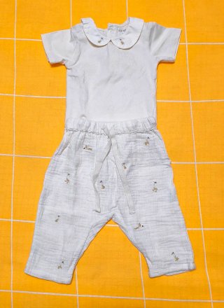 Conjunto body y pantalón bebé Kiabi 3 meses