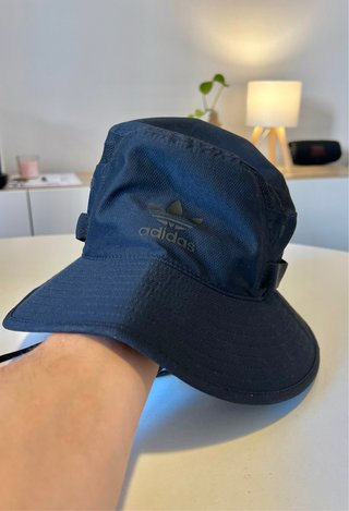 Gorro de pescador adidas negro