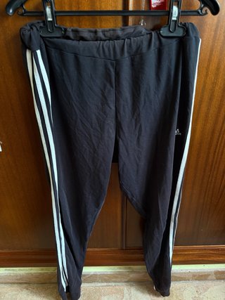 Pantalón de chándal adidas negro