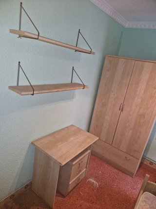 Habitación completa de madera