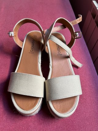 Sandalias cuña Esmara beige mujer