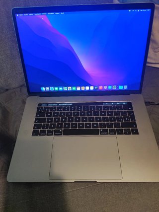 MacBook Pro 15 (2016) i7 16GB 1TB SSD