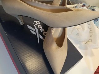 Zapatos de tacón beige talla 40