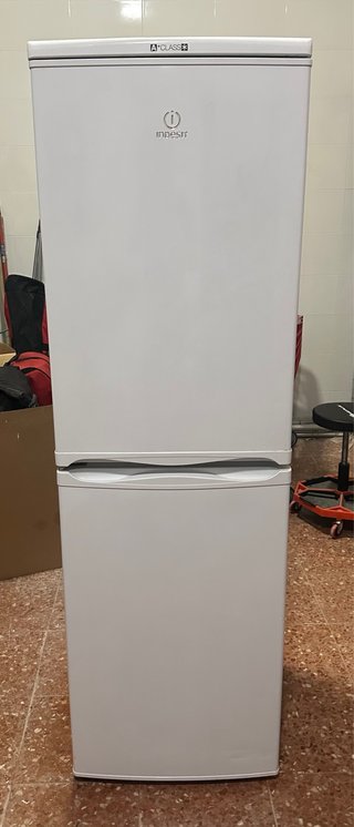 Nevera Indesit A+ Clase