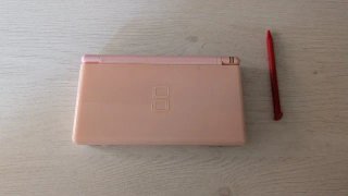 Nintendo DS Lite Rosa con Juego