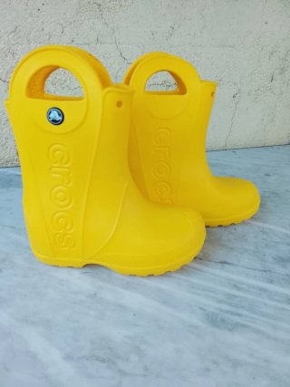 Stivali da pioggia Crocs gialli n. 27
