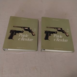 2 Cataloghi: Pistole e Revolver