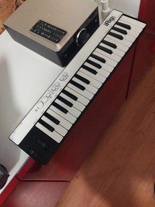 Teclado MIDI iRig Keys