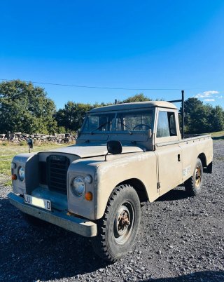Land Rover Santana