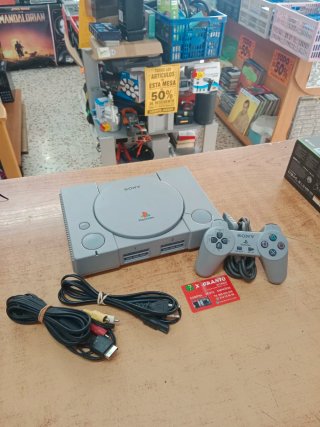 CONSOLA SONY PS1 SCPH-7502 CON MANDO Y CABLES