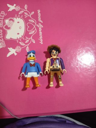 2 Muñecos Playmobil cada uno 1,50