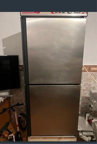 Congelatore verticale in acciaio inossidabile