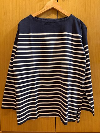 Camiseta Uniqlo rayas azul y blanco Talla M