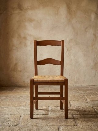 Silla Rústica de Madera y Ratán
