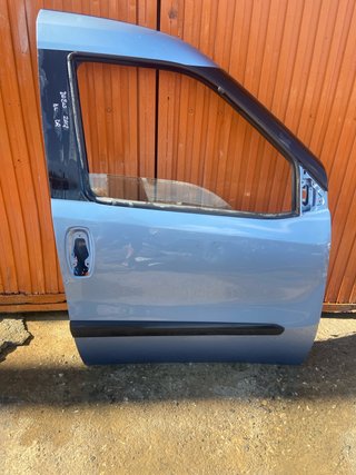 Puerta Delantera Derecha Fiat Dobló 2012