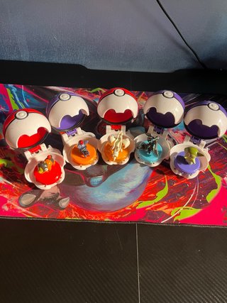 Pokemon Poké Ball con Figure