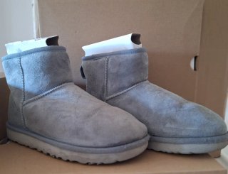 Botas UGG Mini Gris Talla 38