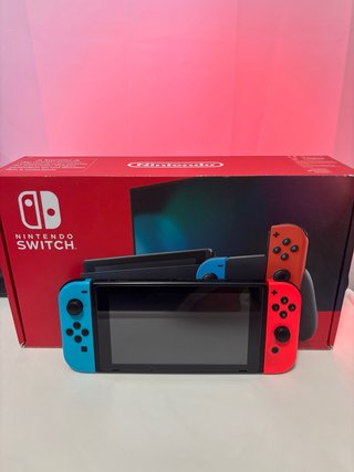 Nintendo Switch Completa con Scatola