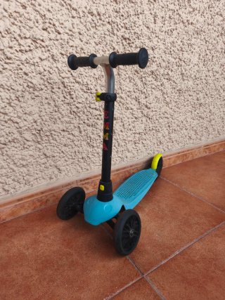 Patinete infantil Oxelo de tres ruedas