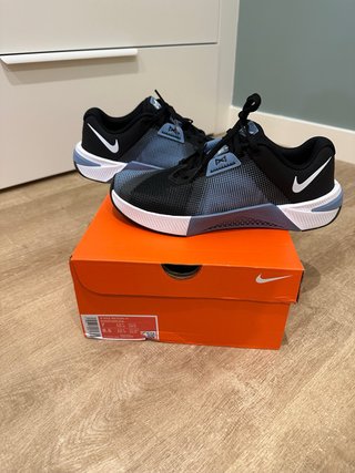 Nike Metcon 10 Talla 40 - Nuevas
