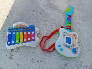 Set 2 Strumenti Musicali Chicco