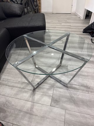 Mesa de centro redonda de cristal y metal
