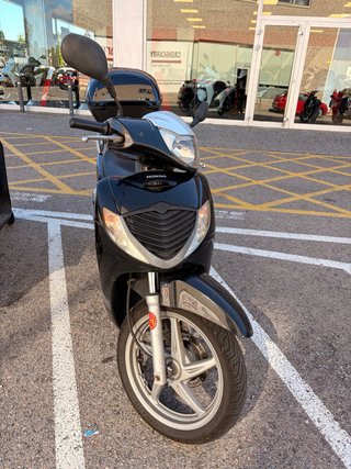 Scooter Honda SH150 Negra