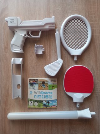 Wii Sports + Set de Accesorios Bigben