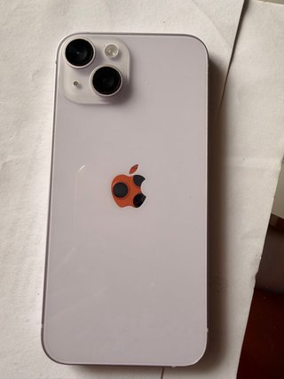 iPhone 14 Lila