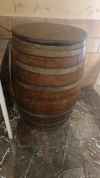 Barril de Madera con Tapa