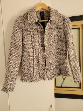 Blazer Marc Cain tipo Chanel
