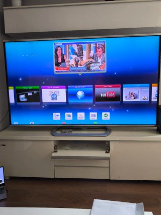 Televisor Sharp Aquos 160 cm 72 pulgadas. Smart Tv