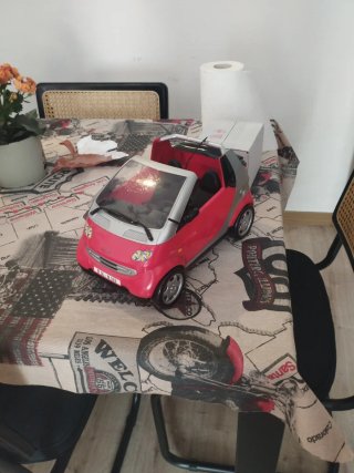 Coche de Barbie descapotable