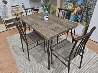 Conjunto Mesa y 4 Sillas de Forja y Madera