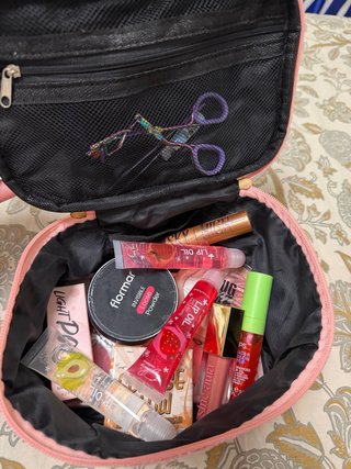 Lote de maquillaje + neceser rosa