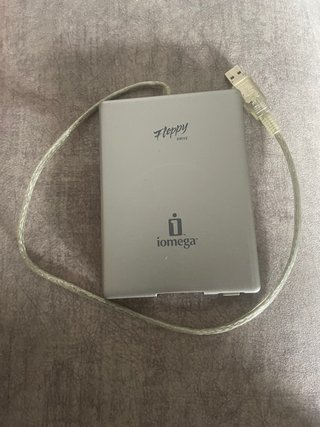 Disquetera Externa USB 3.5 Iomega Floppy Drive