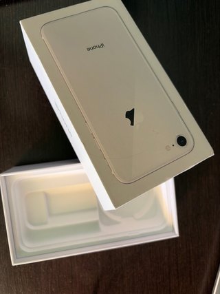 Scatola iPhone 8 64GB Argento