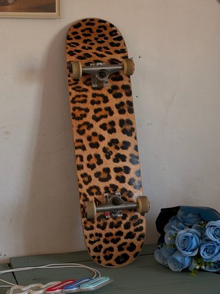 Skate con Estampado de Leopardo