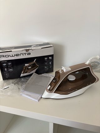 Plancha de vapor Rowenta 2400W