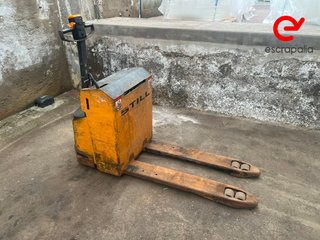 2 Transpaletas Eléctricas STILL con Cargadores