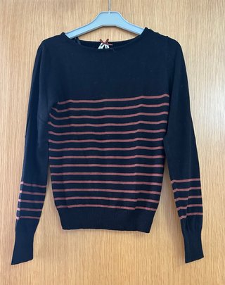 Jersey de rayas negro y marrón