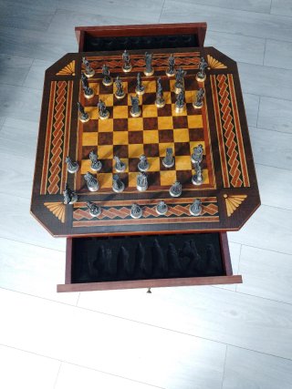 Juego de Ajedrez de la conquista de Granada.