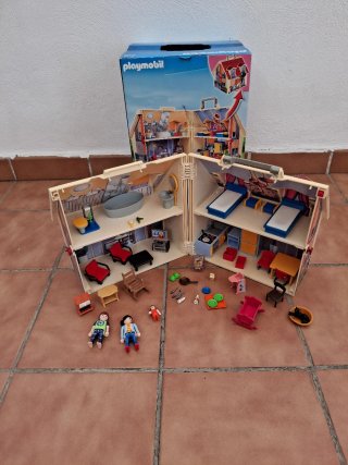 Casa de Muñecas Playmobil Maletín