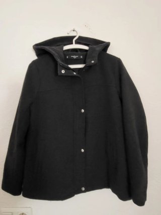 Abrigo Negro Outwear Talla M
