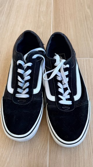 Zapatillas Vans Negras y Blancas