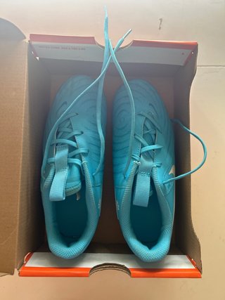 Botas de fútbol Nike azules Niño